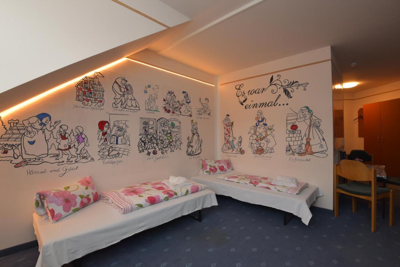 Waldhotel Feldbachtal 노이하우스암렌웨그 외부 사진