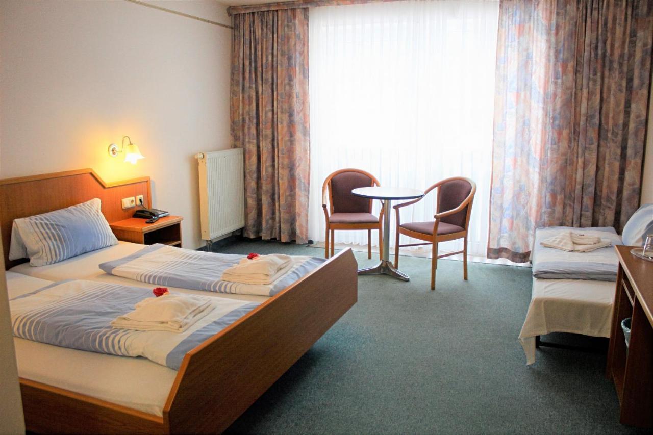 Waldhotel Feldbachtal 노이하우스암렌웨그 외부 사진